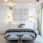 Linari Bohemian Living Kávallos