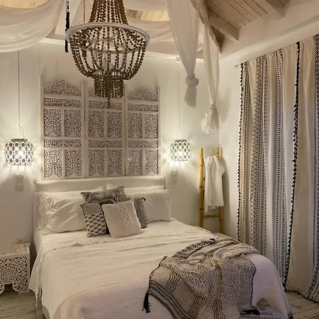 Linari Bohemian Living Kavallos (Lefkada)