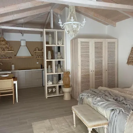 Linari Bohemian Living Apartment Kavallos (Lefkada)